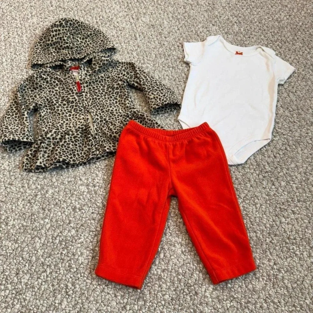 Carters Girls Cheetah 3pcs Outfit‎ Set Size 6 Months